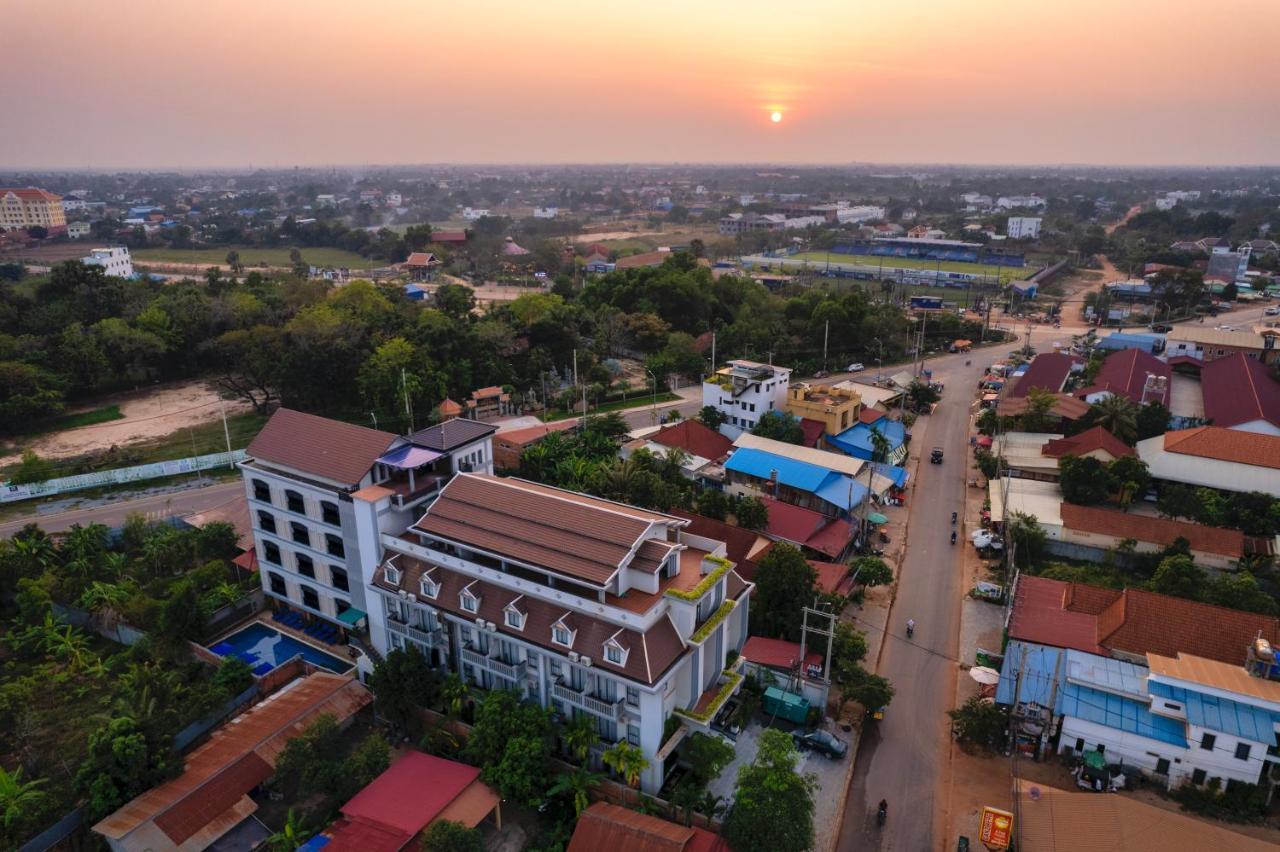 Blanc Smith Hotel Sziemreap Kültér fotó