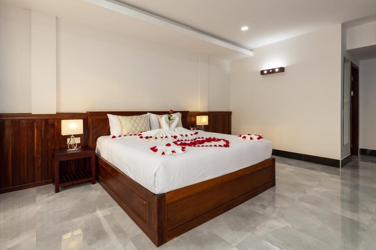 Blanc Smith Hotel Sziemreap Kültér fotó