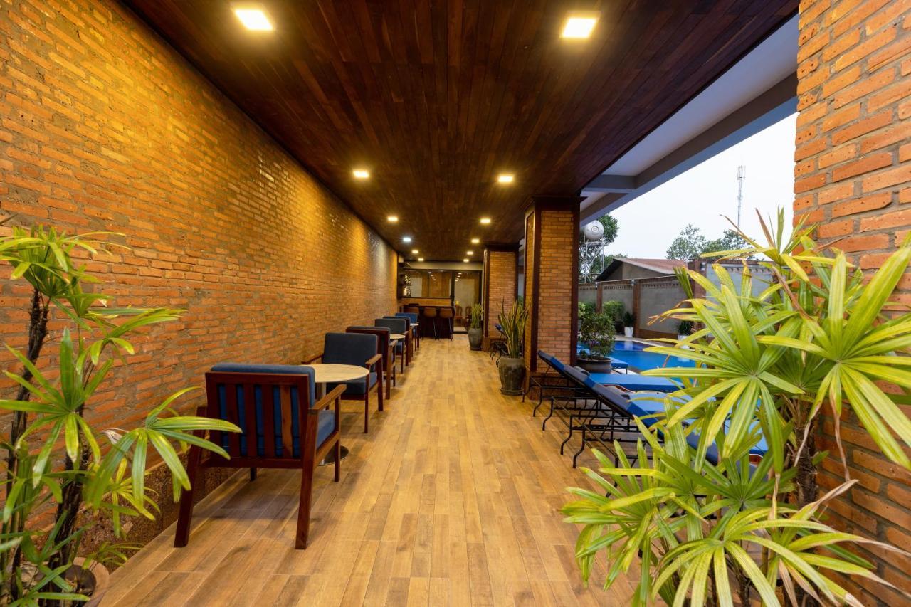Blanc Smith Hotel Sziemreap Kültér fotó