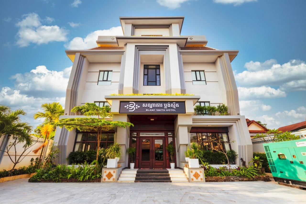 Blanc Smith Hotel Sziemreap Kültér fotó