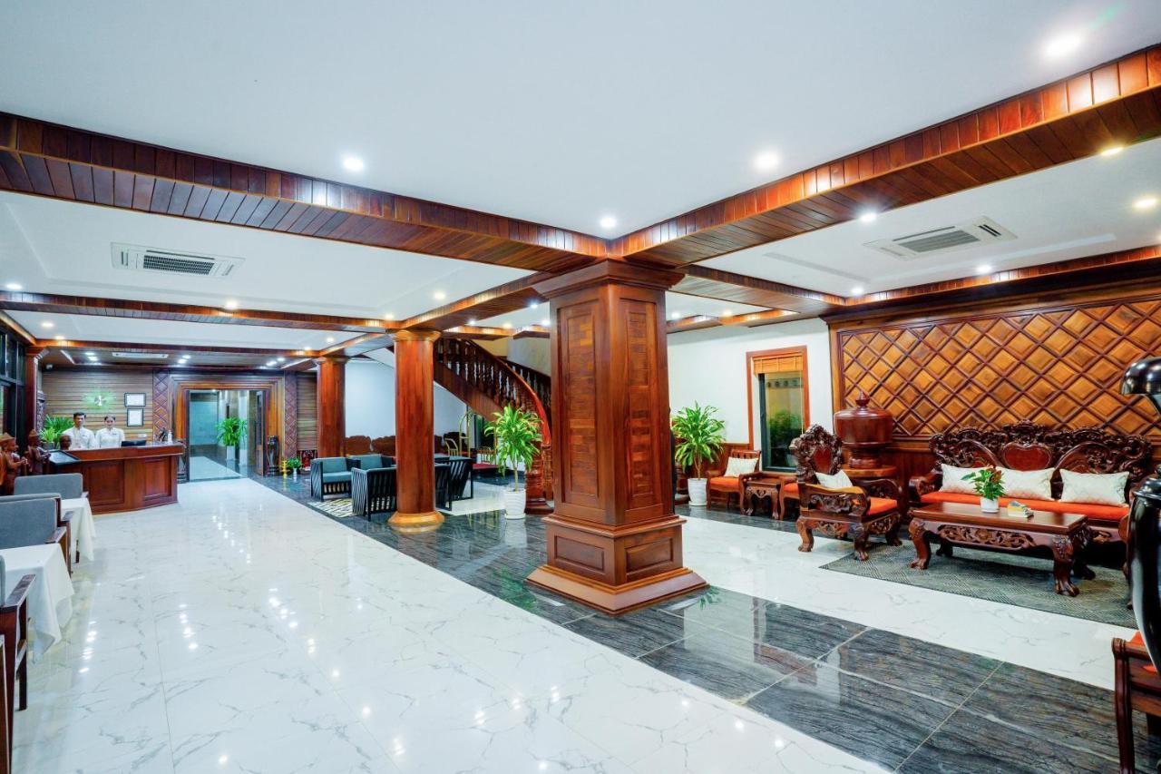 Blanc Smith Hotel Sziemreap Kültér fotó